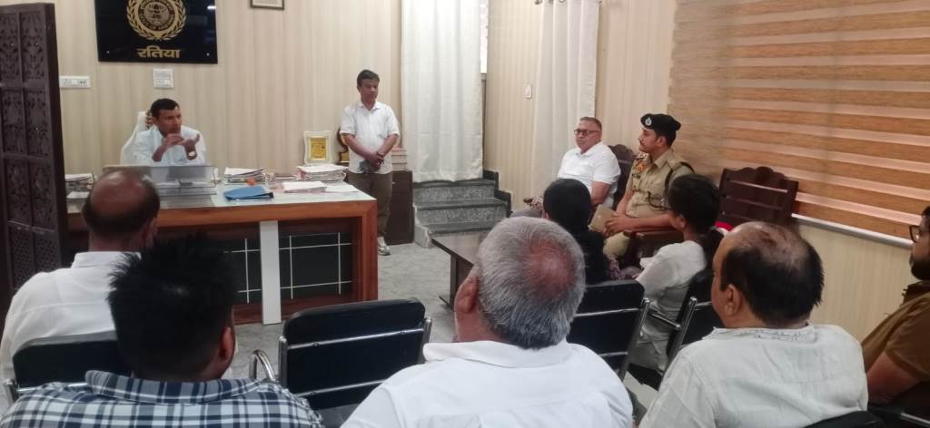 A meeting of concerned officials and brick kiln operators was held under the chairmanship of the SDM